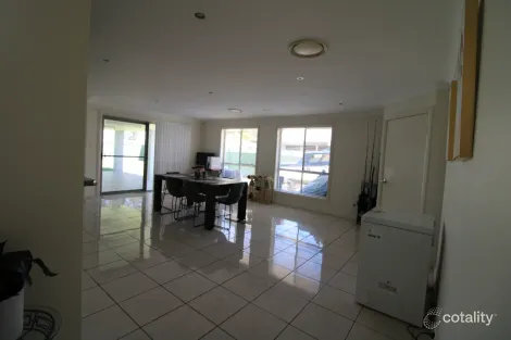 Property photo of 38 Cypress Point Drive Dubbo NSW 2830