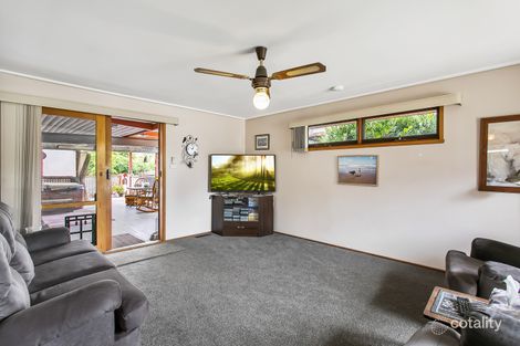 Property photo of 15 Darling Way Narre Warren VIC 3805