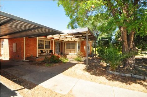 Property photo of 15 St Leonard Crescent Elizabeth Downs SA 5113