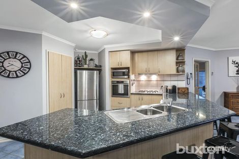 Property photo of 1 Abbey Court Alfredton VIC 3350