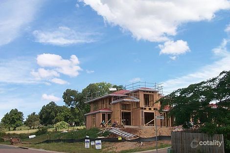 2 Trecarne St, Bridgeman Downs, QLD 4035