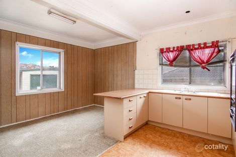 Property photo of 46 Mirrabooka Road Lake Heights NSW 2502