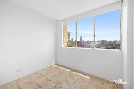 Property photo of 6/102 Oxlade Drive New Farm QLD 4005