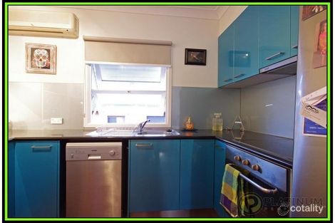 Property photo of 1/57 Gordon Street Labrador QLD 4215
