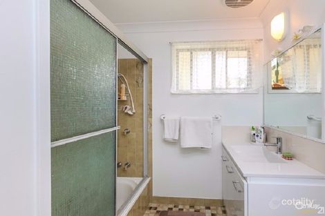 Property photo of 83 Nerimbera School Road Nerimbera QLD 4701