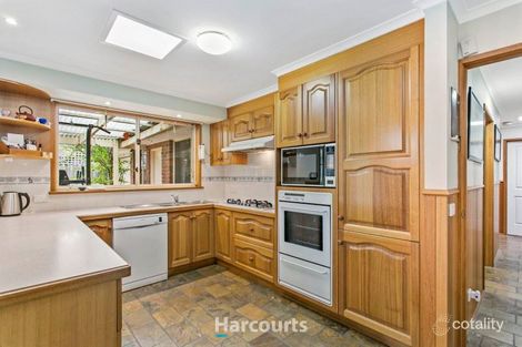 Property photo of 7 Bertrand Close Berwick VIC 3806