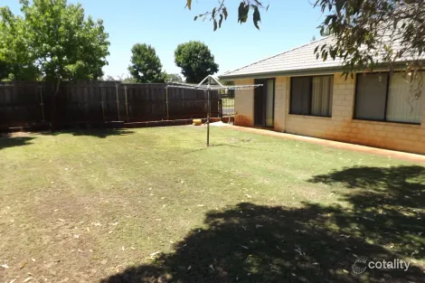 Property photo of 2 Braidwood Drive Australind WA 6233