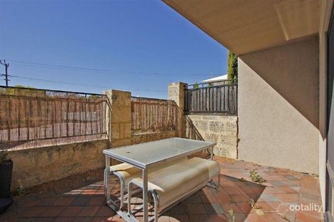 Property photo of 9/7 Bellion Drive Hamilton Hill WA 6163