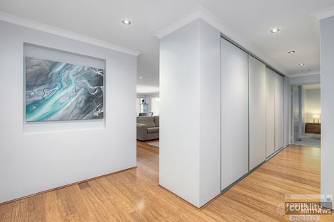 Property photo of 10 Dilabert Lane Wattle Grove WA 6107