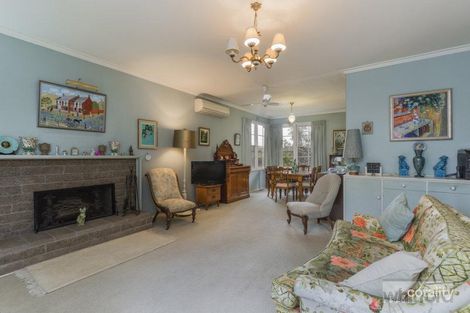 Property photo of 10 Everett Close Herne Hill VIC 3218