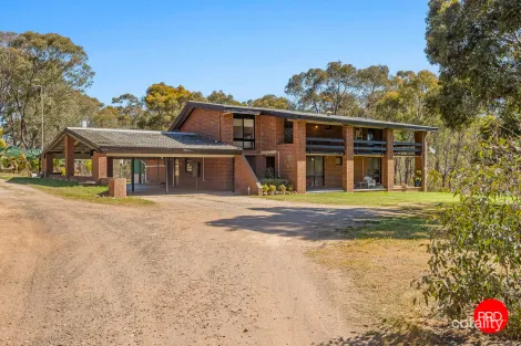 Property photo of 57 Hillcrest Road Maiden Gully VIC 3551
