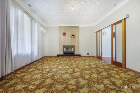 Property photo of 34 McLarty Road Pinjarra WA 6208