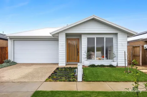 8 Keats Cct, Armstrong Creek, VIC 3217