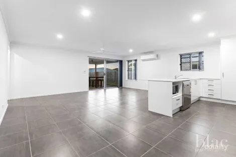 Property photo of 214 Todds Road Lawnton QLD 4501
