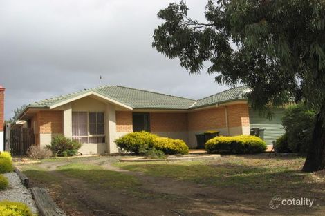 7 Perret Walk, Sydenham, VIC 3037