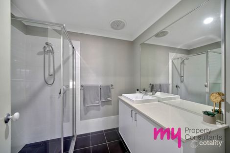 Property photo of 15 Beckham Street Spring Farm NSW 2570