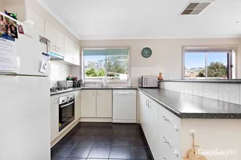 Property photo of 29 Orchard Court Drouin VIC 3818