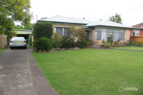 12 Maiden Ave, Taree, NSW 2430