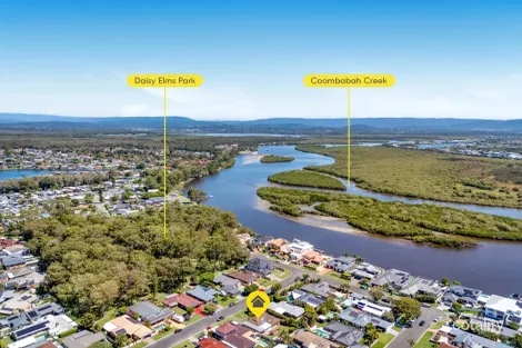 11 Lakefield Cres, Paradise Point, QLD 4216