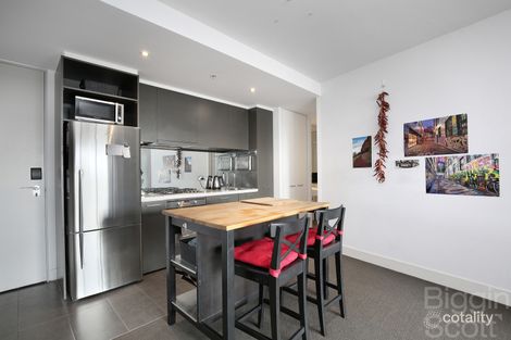 Property photo of 612/32 Bray Street South Yarra VIC 3141