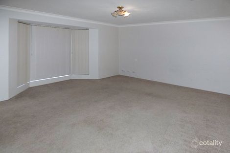 Property photo of 115 Peelwood Parade Halls Head WA 6210