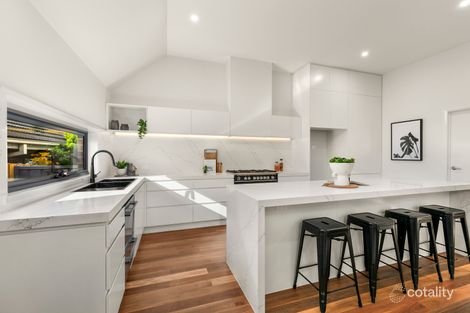 Property photo of 16A Peck Avenue Strathmore VIC 3041