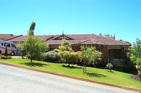 9 Parkland Cl, Edgewater, WA 6027