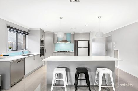 Property photo of 11 Alan Watt Crescent Casey ACT 2913