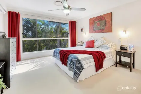 Property photo of 4/19 Hilltop Street Labrador QLD 4215