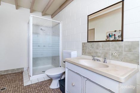 Property photo of 2/6-7 Maytown Close Manoora QLD 4870