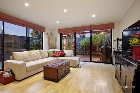 Property photo of 9/28-30 Olive Grove Parkdale VIC 3195