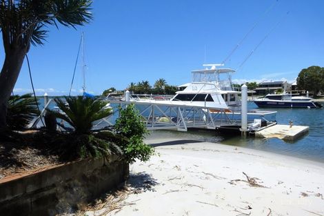 Property photo of 18 Poinsettia Avenue Runaway Bay QLD 4216