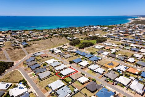 14 Topsail St, Drummond Cove, WA 6532
