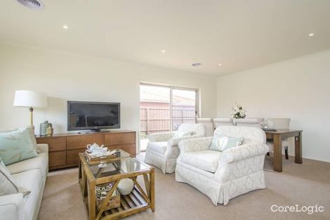 Property photo of 5/2 Rochester Parade Cranbourne East VIC 3977