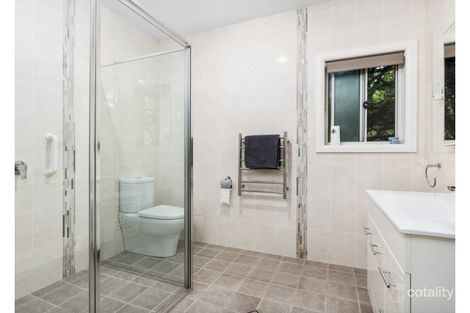 Property photo of 11 Meadow Road Springfield NSW 2250