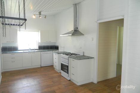 Property photo of 41 Glenmorris Street Norville QLD 4670