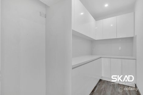 Property photo of 58 Dawnview Crescent Roxburgh Park VIC 3064