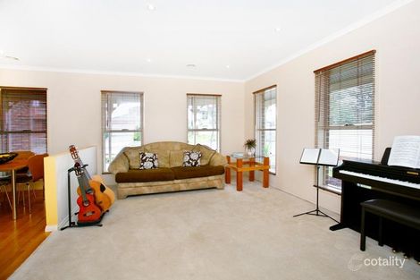 Property photo of 5 Waterford Place Greensborough VIC 3088