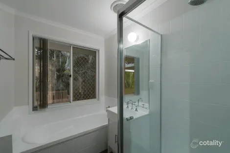Property photo of 5 Hart Court Murrumba Downs QLD 4503