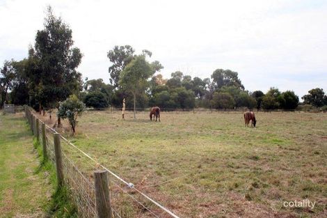 Property photo of 32 Olive Road Devon Meadows VIC 3977