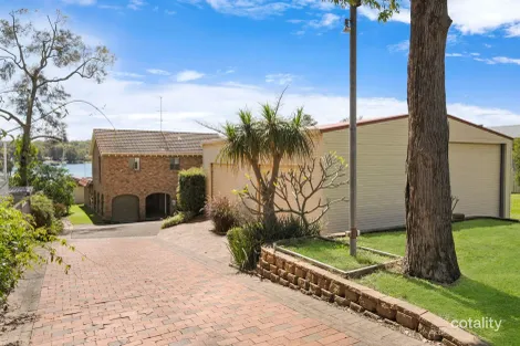 Property photo of 47 Dandaraga Road Brightwaters NSW 2264