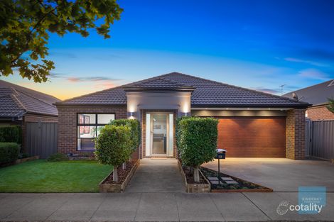 Property photo of 12 Lindley Avenue Caroline Springs VIC 3023