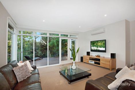 Property photo of 18 Summit Court Mooroolbark VIC 3138