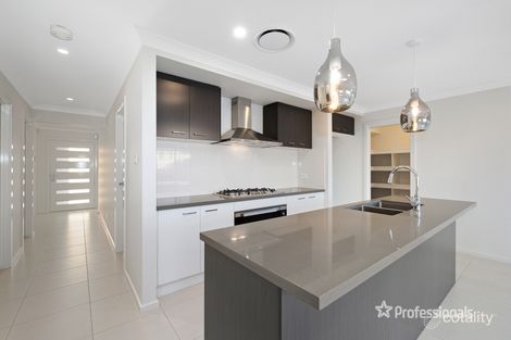 Property photo of 32 Centaurus Way Box Hill NSW 2765