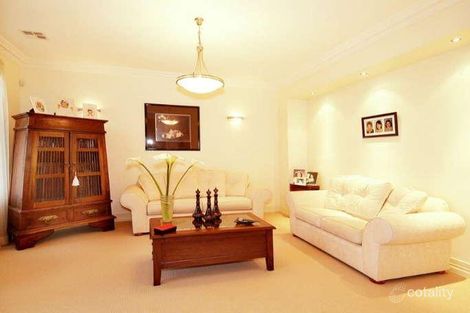 Property photo of 10 Twining Avenue Bundoora VIC 3083
