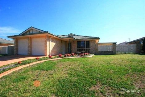 4 Whiteley Ave, Metford, NSW 2323