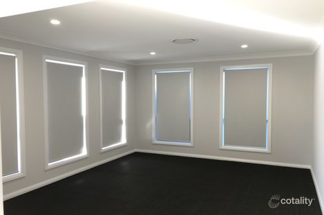 Property photo of 65 Liz Kernohan Drive Elderslie NSW 2570