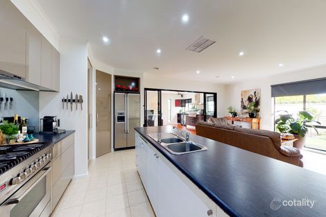 Property photo of 2 Rothbury Place Traralgon VIC 3844
