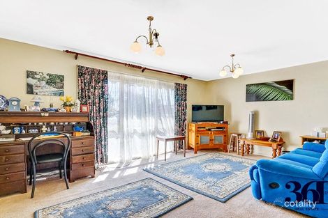 Property photo of 12 The Glades Hoppers Crossing VIC 3029