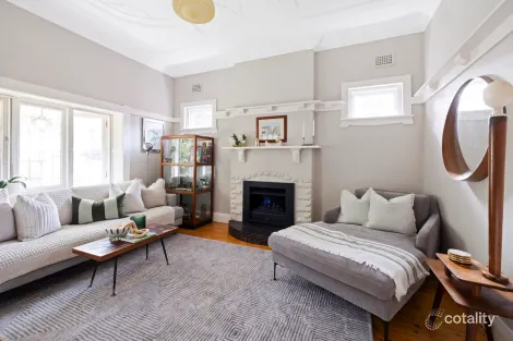 Property photo of 42 Bungaloe Avenue Balgowlah NSW 2093